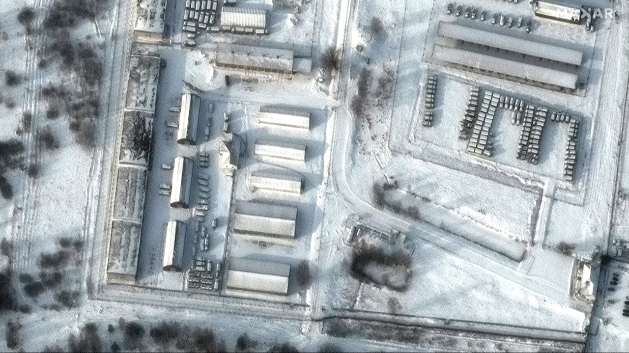 Супутники зняли скупчення російських військ біля кордонів України/Фото: скріншот з відео Фото