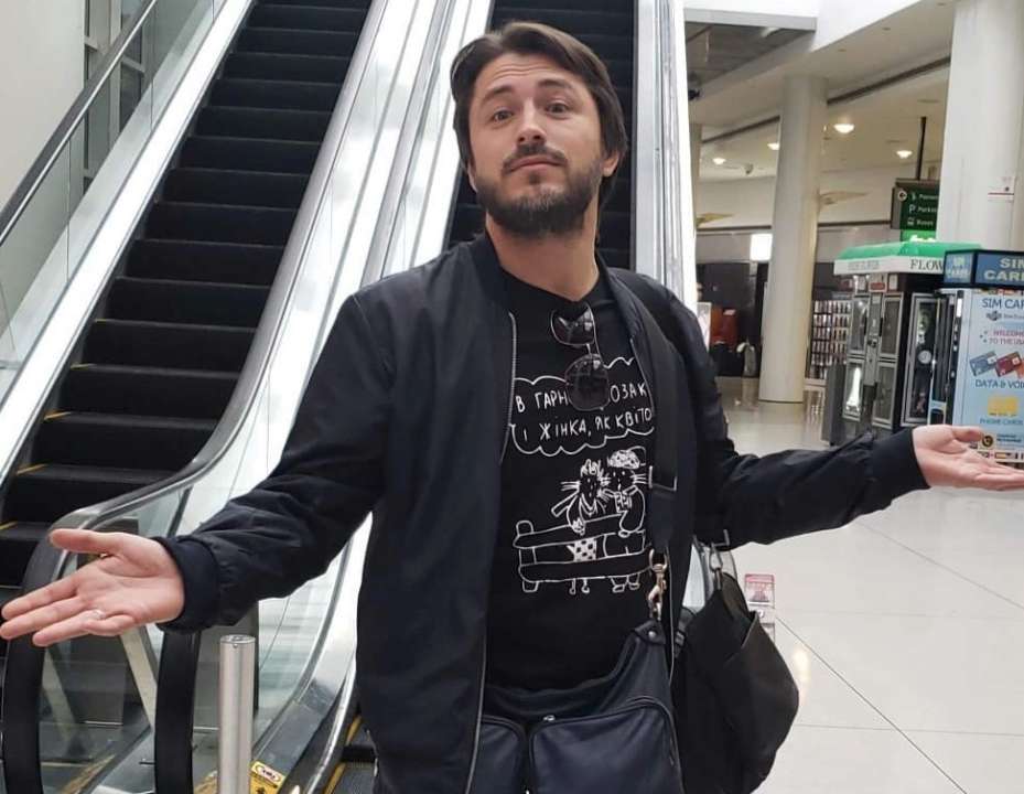 Сергей Притула подарит Илону Маску учебник по истории Украины / Фото: Instagram "Пропустил много уроков": Притула собрала 2,3 млн грн на учебник по истории для Илона Маска