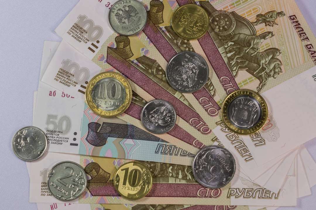 У рф виділених коштів на оборону не вистачить на продовження війни. Фото: Pexels/Автор- Paolinio британська розвідка