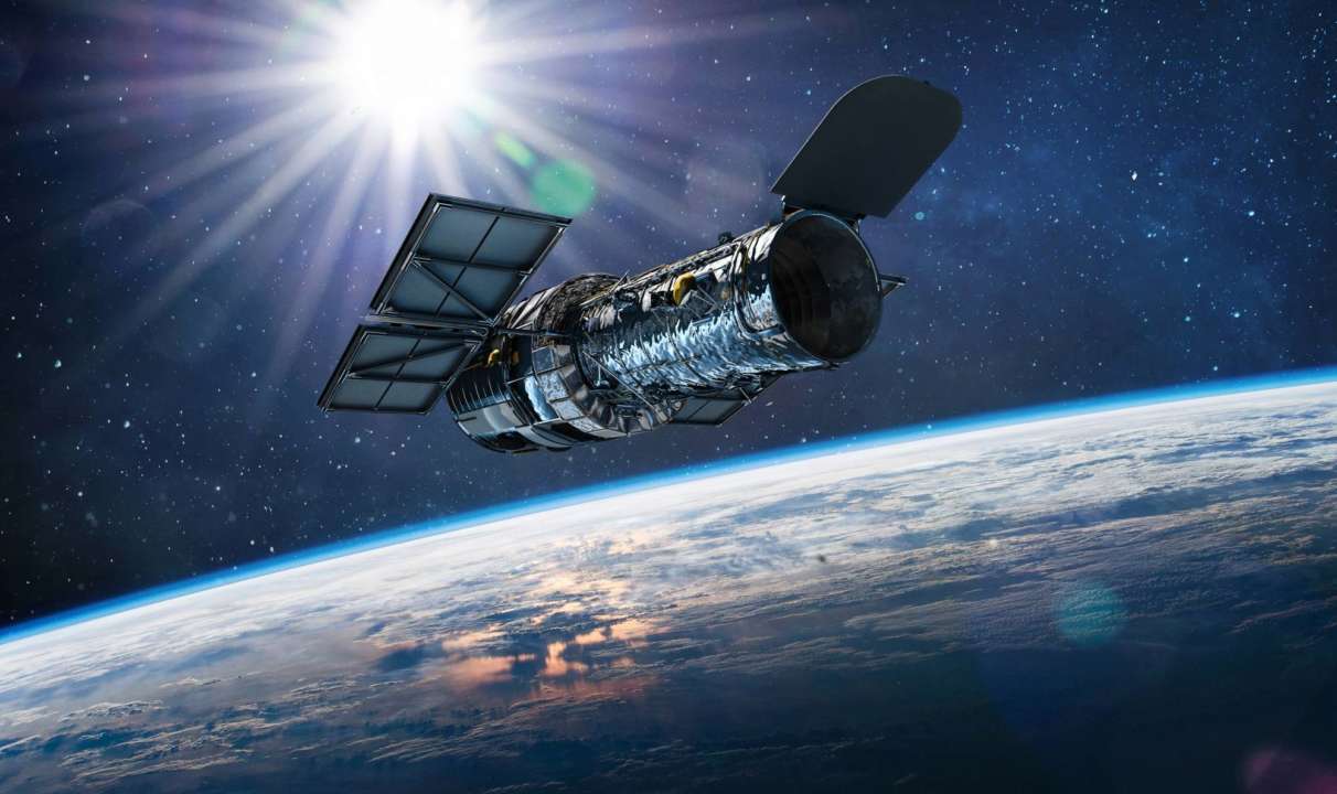 Телескоп Хаббл сфотографировал галактики на очень далеком от Земли расстоянии / Фото: Getty Images