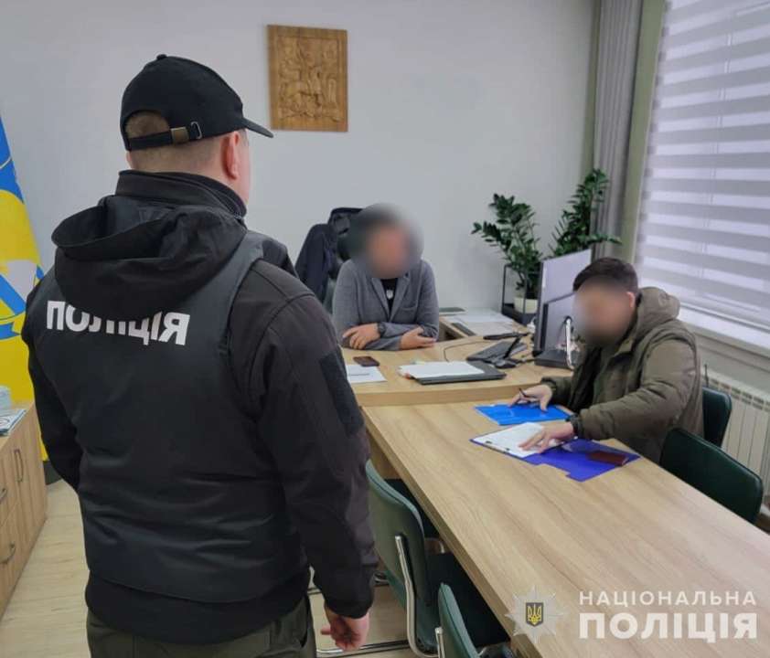 Главе сельсовета сообщили подозрение за приобретение авто для теробороны с убытками