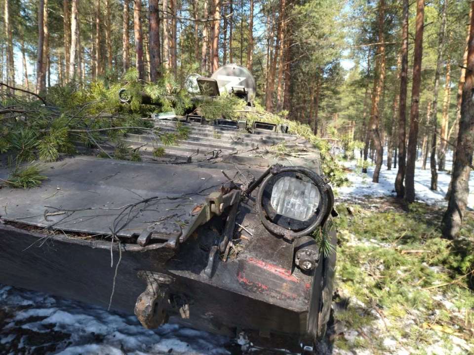 Українські військові захопили російську БМП