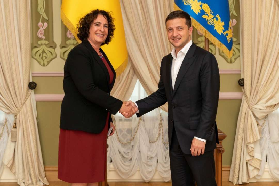У посла Великобритании есть украинские корни. Фото: Wikipedia Мелинда Симмонс