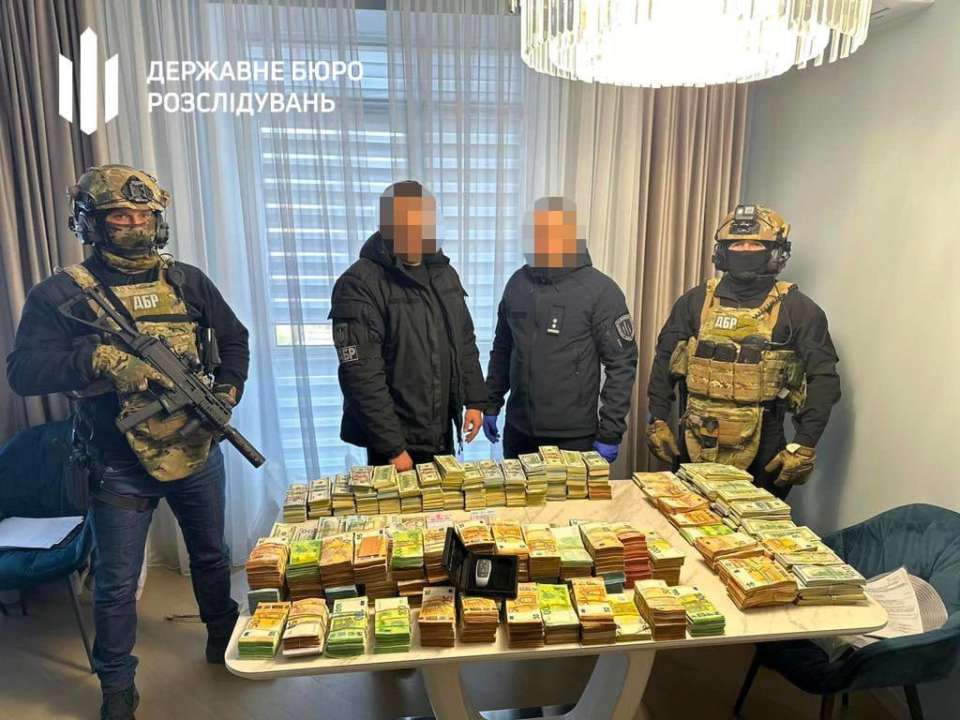 Віталій Сухович мільйони доларів ДБР