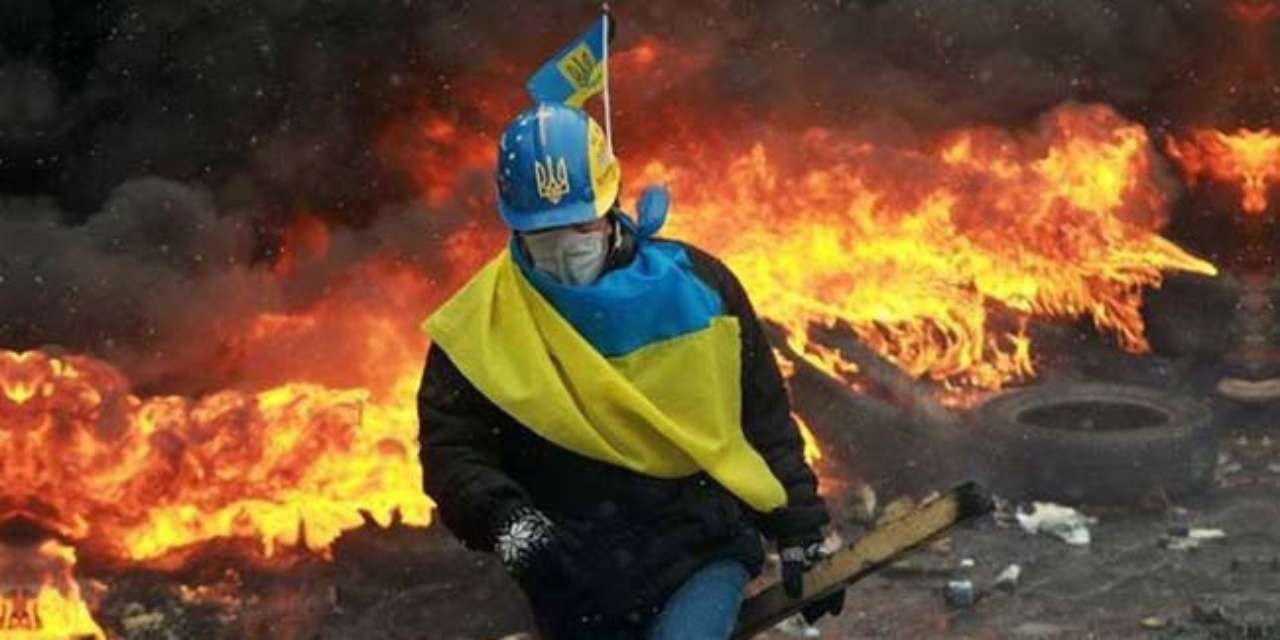 Сегодня в Украине отмечается День памяти героев Небесной Сотни