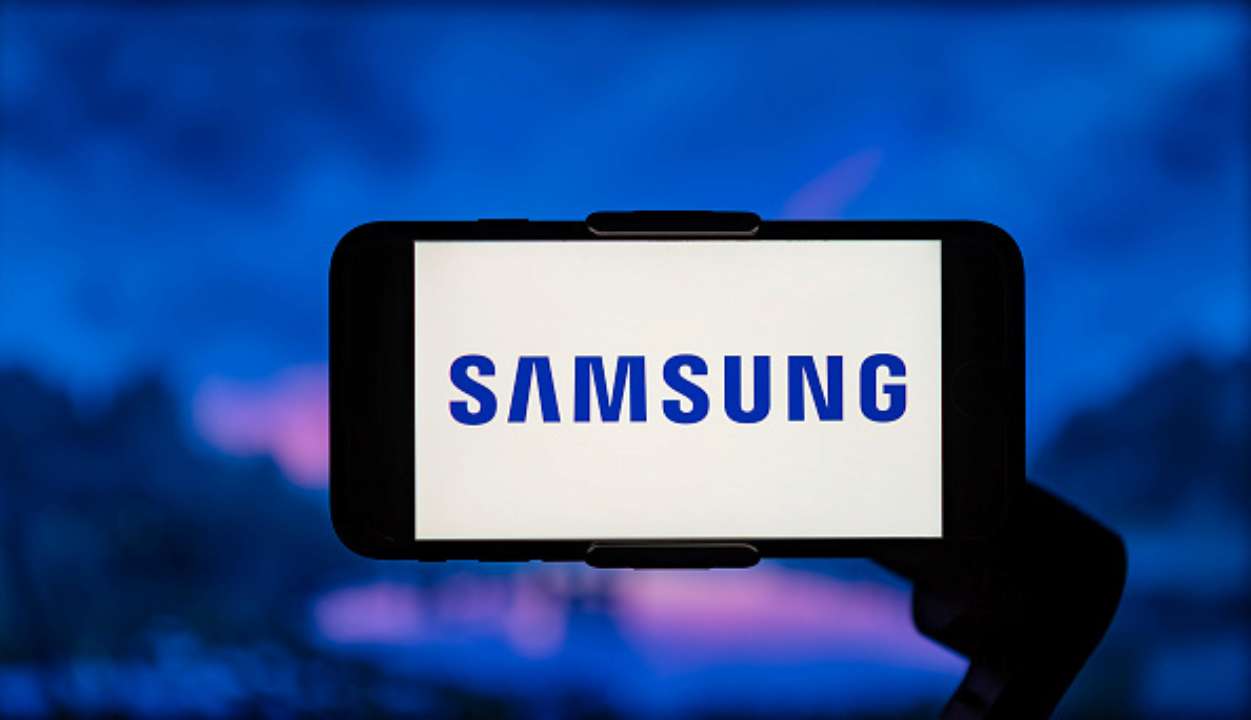 Власники смартфонів Samsung масово стикаються із проблемами/Фото: Getty images Власники смартфонів Samsung масово стикаються із проблемами/Фото: Getty images