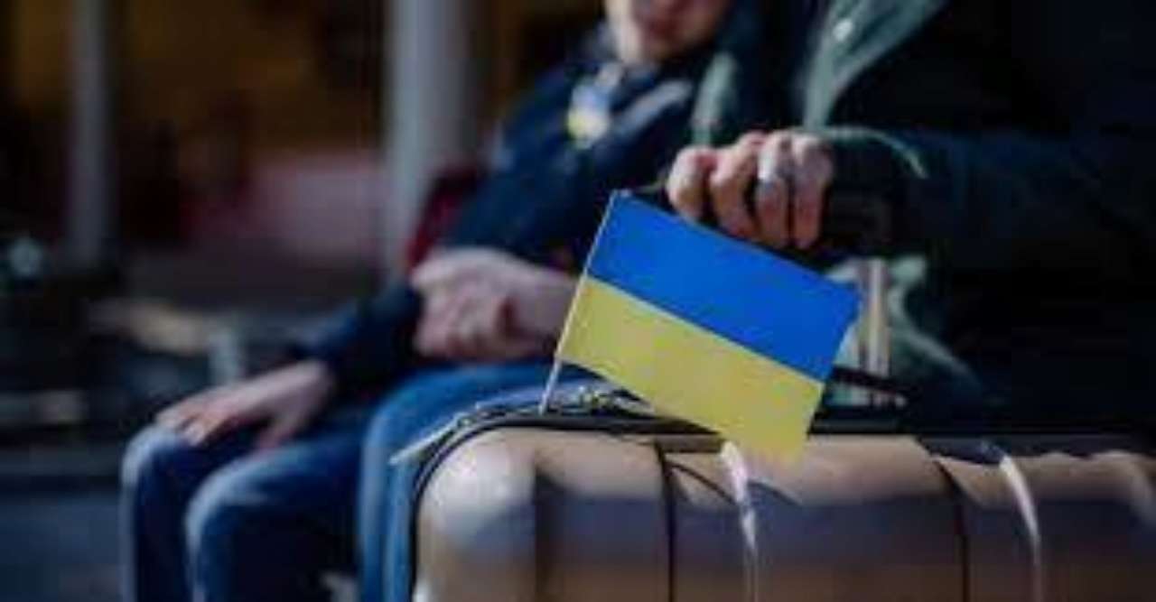 Андрющенко критикует Минсоцполитики: украинцы теперь внутренние беженцы в собственной стране - парад