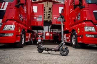 Представлений надпотужний електросамокат Ducati/Фото: Ducati Ducati
