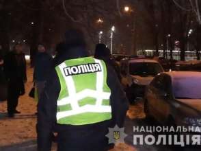 kyiv.npu.gov.ua У Києві перехожий хотів заспокоїти конфлікт між подружжям, але отримав смертельні ножові поранення