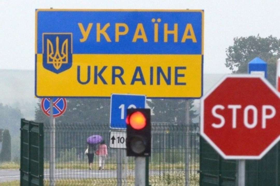 Лише 23 грудня 140 тисяч осіб перетнули кордон/Фото: dyvys За тиждень до Різдва в Україну повернулося 400 тисяч громадян – ДПСУ