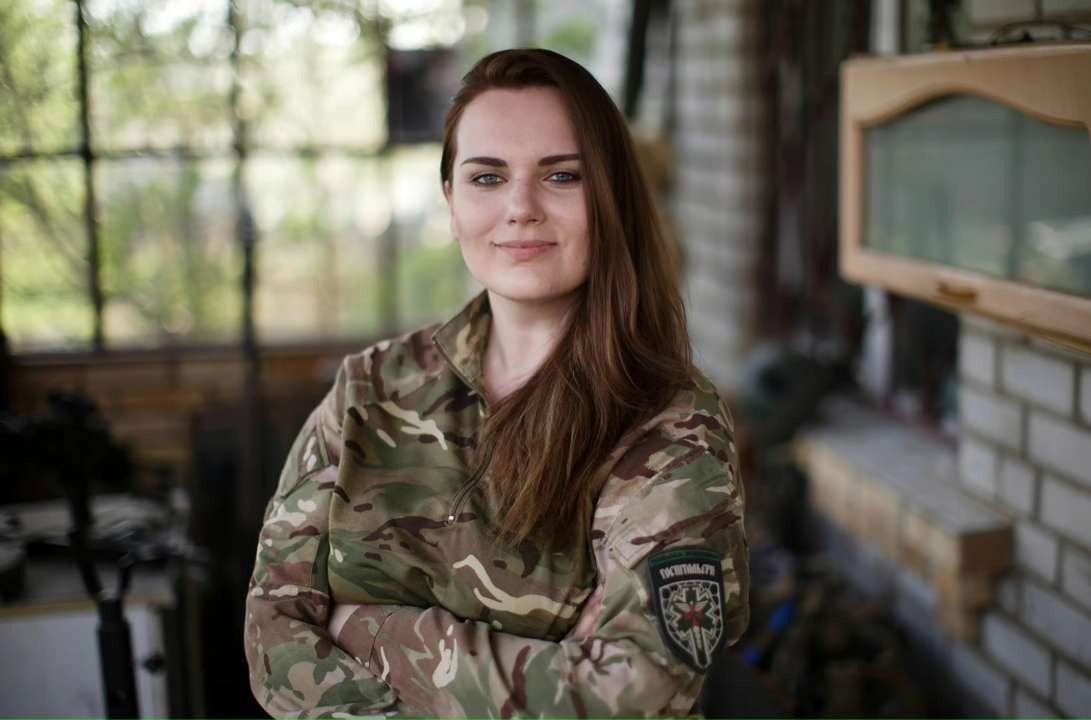 Погибла парамедик, доброволец батальона "Госпитальеры" Ирина "Чека" Цыбух Во время ротации на Харьковском направлении не стало "Чеки" – Госпитальерки Ирины Цыбух