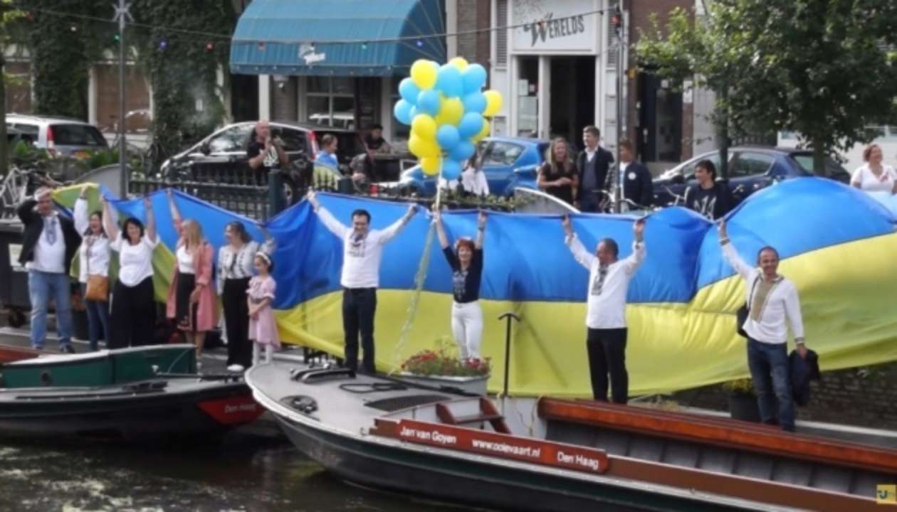 Как за границей украинцы праздновали День Независимости Как за границей украинцы праздновали День Независимости