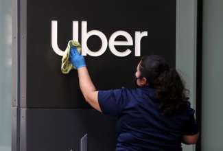 Фото: Getty Images/Автор - Justin Sullivan В Техасе Uber будет платить штрафы за водителей, которые везут женщин на аборт