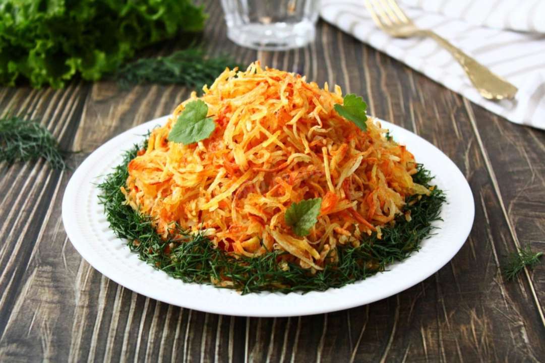 Салат із картоплею та куркою
