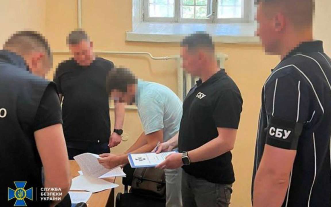 Покупали некачественную амуницию: завершено досудебное расследование относительно экс-чиновников МОУ