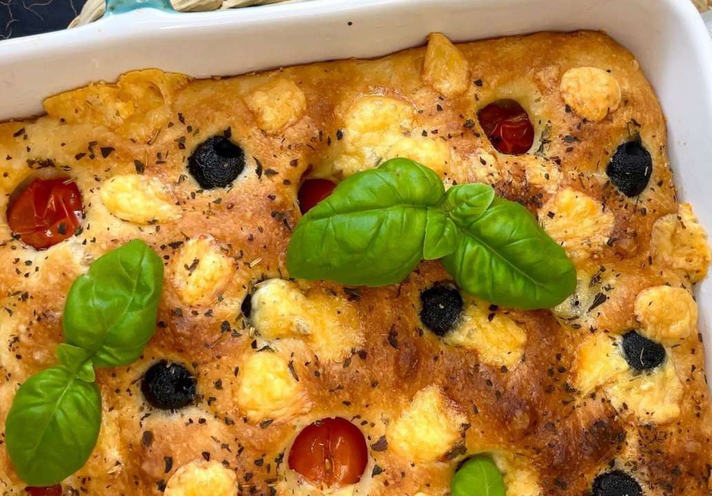 Як приготувати фокаччу / Фото: instagram/vistovska_cooking Як приготувати фокаччу / Фото: instagram/vistovska_cooking