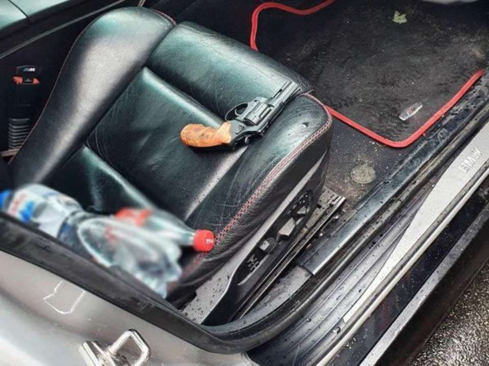 Стрельба на мосту Патона. Полицейские быстро задержали нарушителя