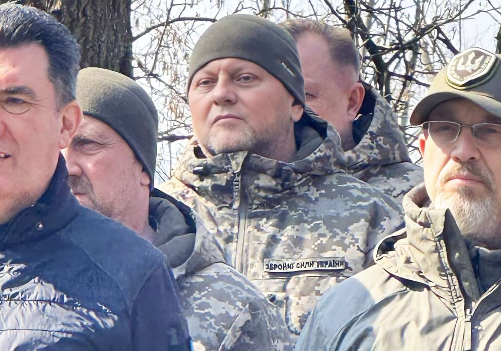 Залужный поговорил с Марком Милли / Фото: Facebook Залужный обсудил с американским генералом военную помощь