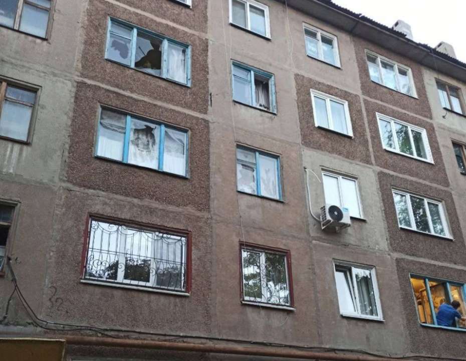 россияне вечером ударили по Краматорску, тяжело ранена 16-летняя девушка