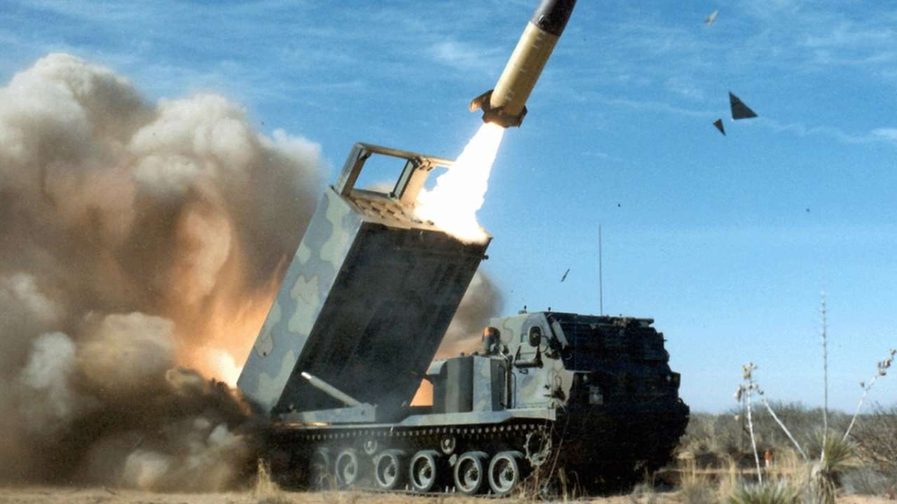 США послаблюють обмеження на застосування Україною зброї, щоб дати їй більше можливостей для оборони/Фото: interfax США послаблюють обмеження на застосування Україною зброї, щоб дати їй більше можливостей для оборони