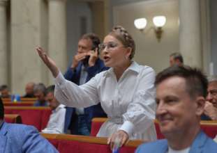 Тимошенко закликала підняти мобілізаційний вік/Фото: Getty Images Юлія Тимошенко