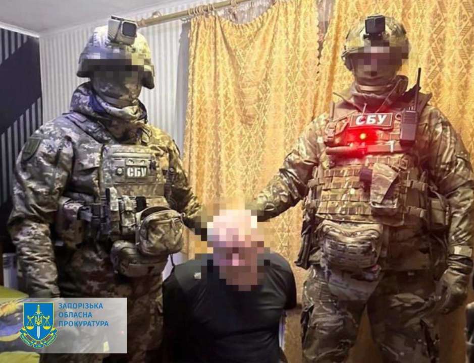 Фото з ТГ-каналу Офіс Генерального прокурора Охоронець дитсадка на Запоріжжі коригував ворожий вогонь: йому вручено підозру