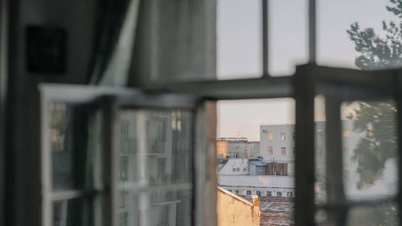 У Луцьку пенсіонерка випала з вікна Covid-лікарні