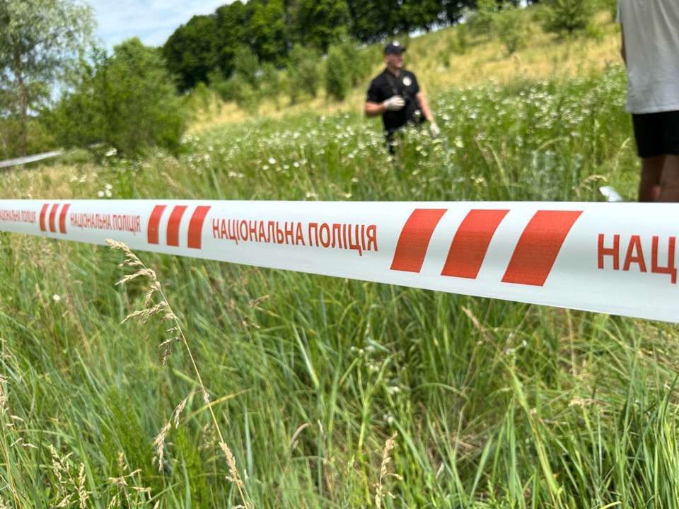 Поліція викрила зловмисницю, яка вбила свого родича/Фото: ANDRII NEBYTOV Облила бензином та підпалила: поліція викрила зловмисницю, яка вбила свого родича