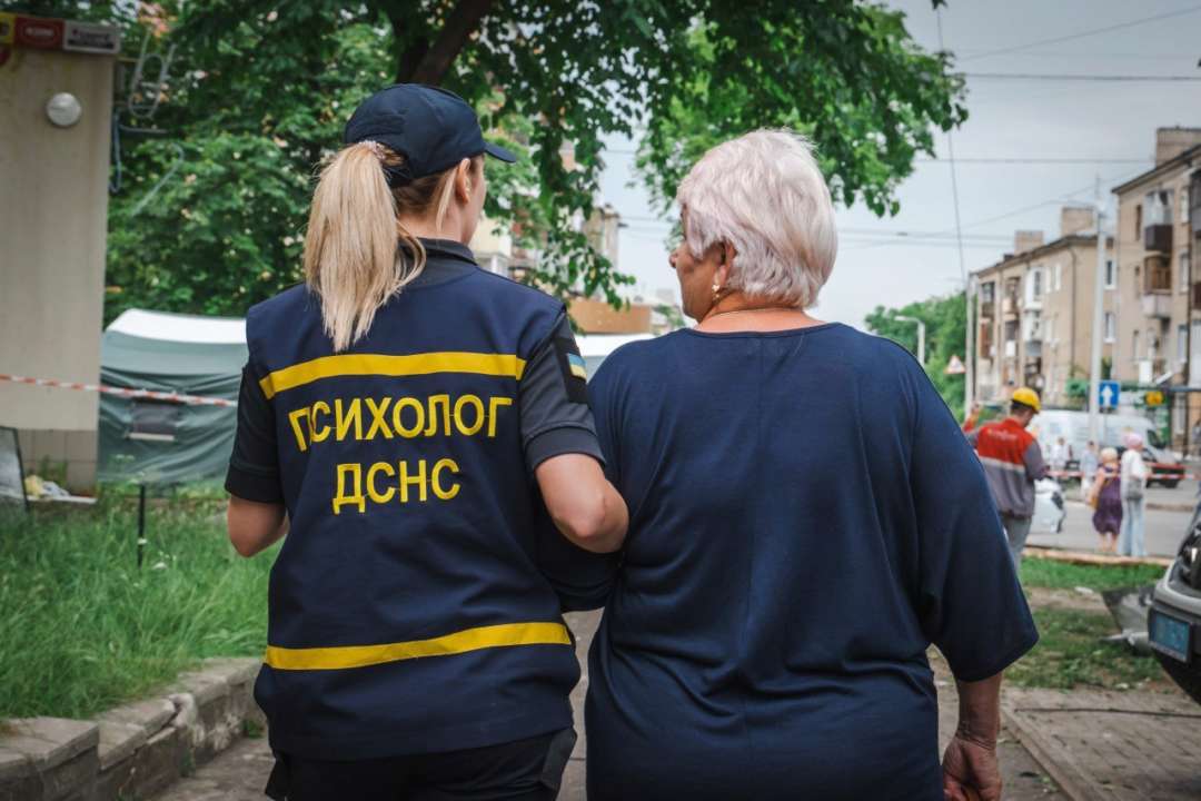 Наслідки ракетного удару по Краматорську: кількість загиблих зростає / фото: ДСНС Наслідки ракетного удару по Краматорську: кількість загиблих зростає