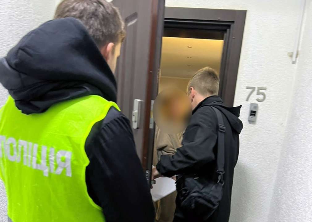 Київські правоохоронці повідомили посадовиці про підозру/Фото: Нацполіція Київські правоохоронці повідомили посадовиці про підозру/Фото: Нацполіція