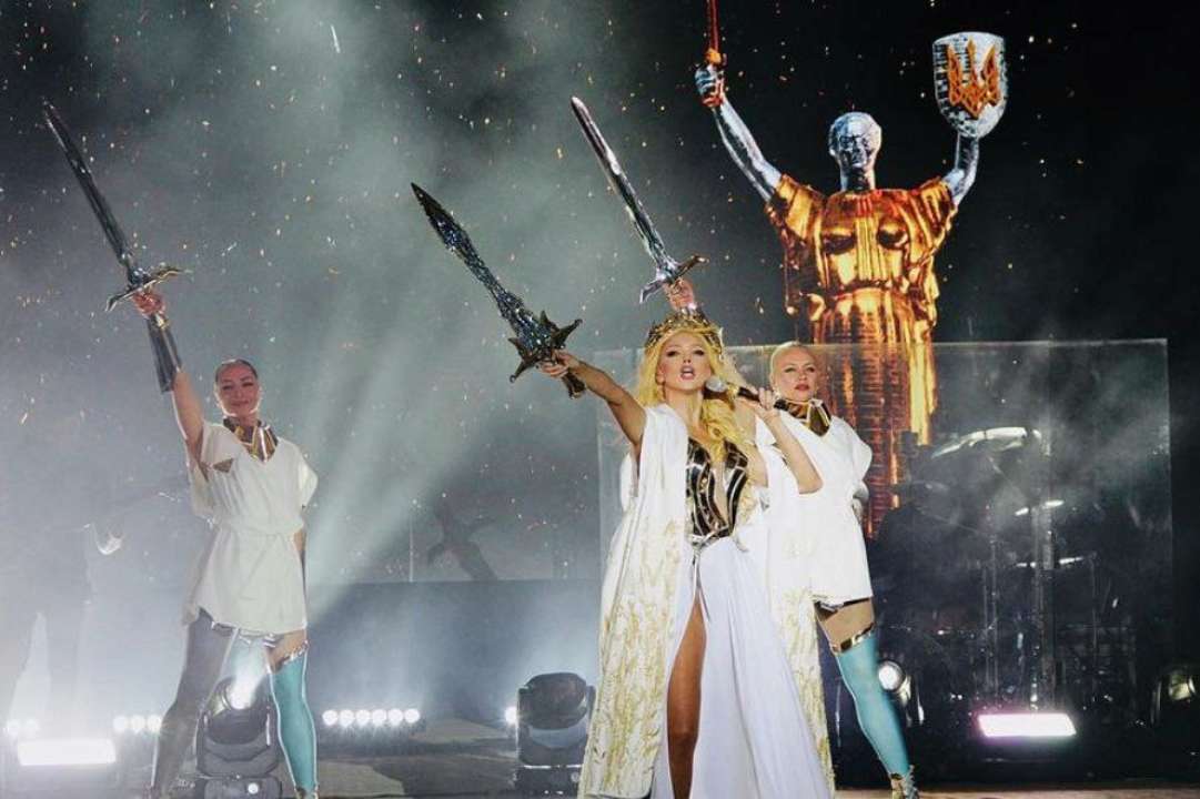 Оля Полякова мечтает выступить на Евровидении / Фото: Instagram/polyakovamusic Оля Полякова мечтает выступить на Евровидении: у певицы уже есть соответствующая песня