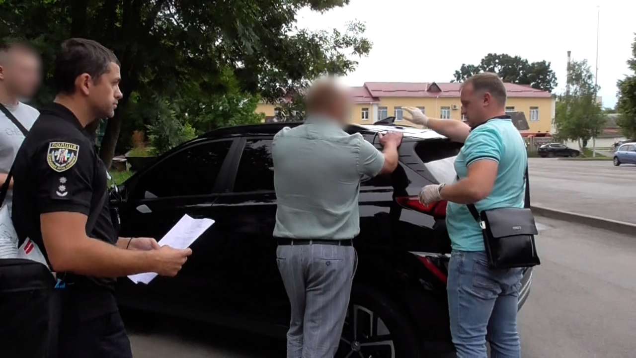 Нацполиция разоблачила коррупционную схему в винницкой налоговой службе