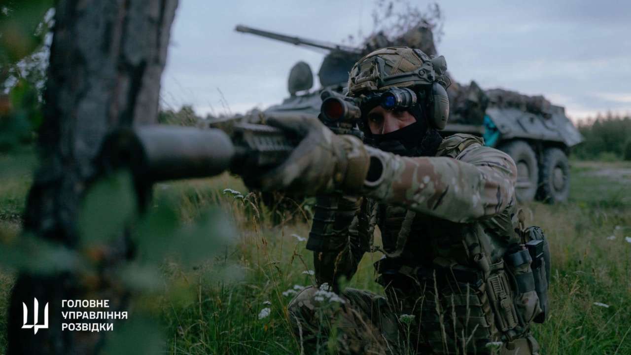 Разведчики продолжают освобождать Украину Работает ГУР: разведчики уничтожили два опорных пункта оккупантов. Видео