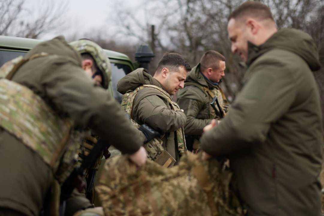 Зеленский отправился на передовую из-за обострения конфликта на Донбассе