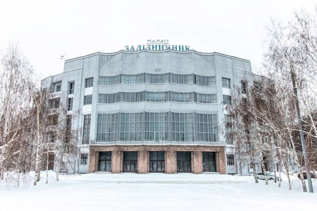 Оккупанты уничтожили в Харькове дворец культуры "Железнодорожник"/Фото: Александр Камышин