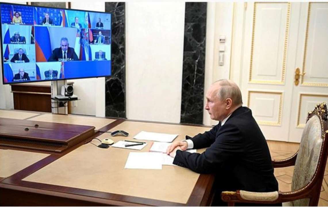 В ответ на слова путина в Польше назвали его "жалким занудой" / Фото: twitter.com/StZaryn В ответ на слова путина в Польше назвали его "жалким занудой" / Фото: twitter.com/StZaryn