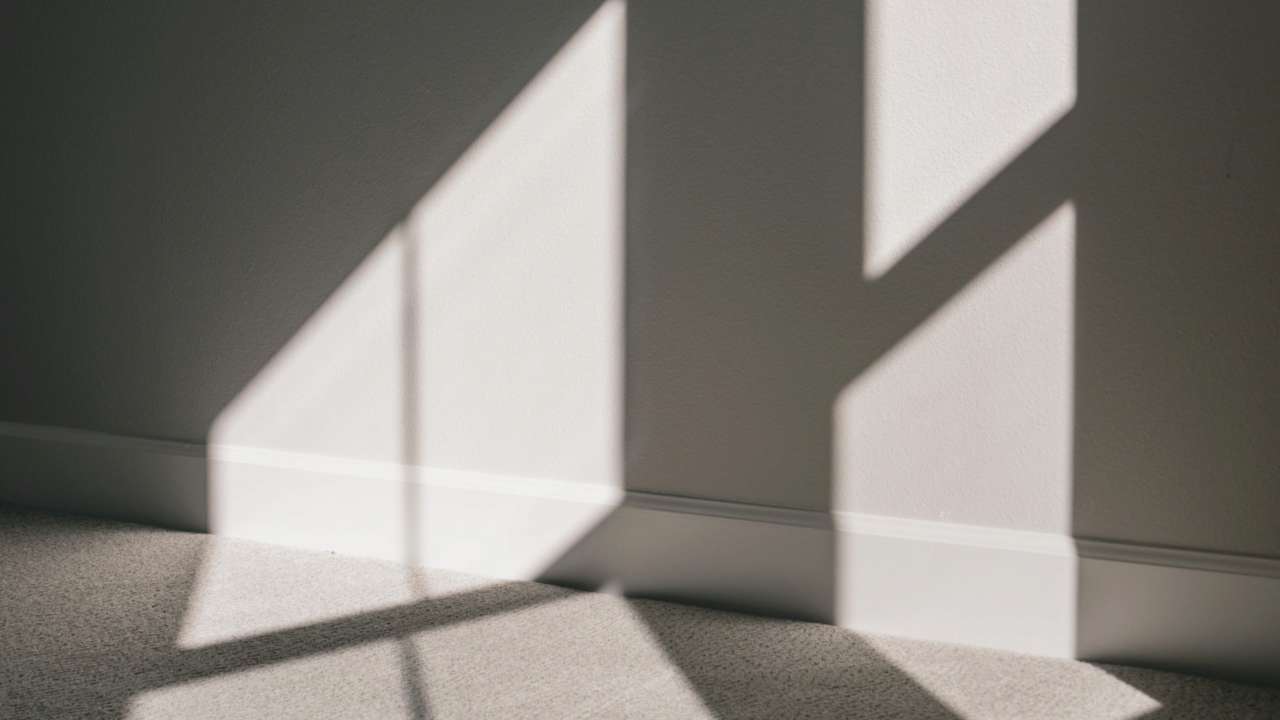 Фото с pexels.com "єВідновлення": как получить сертификат на покупку нового жилья