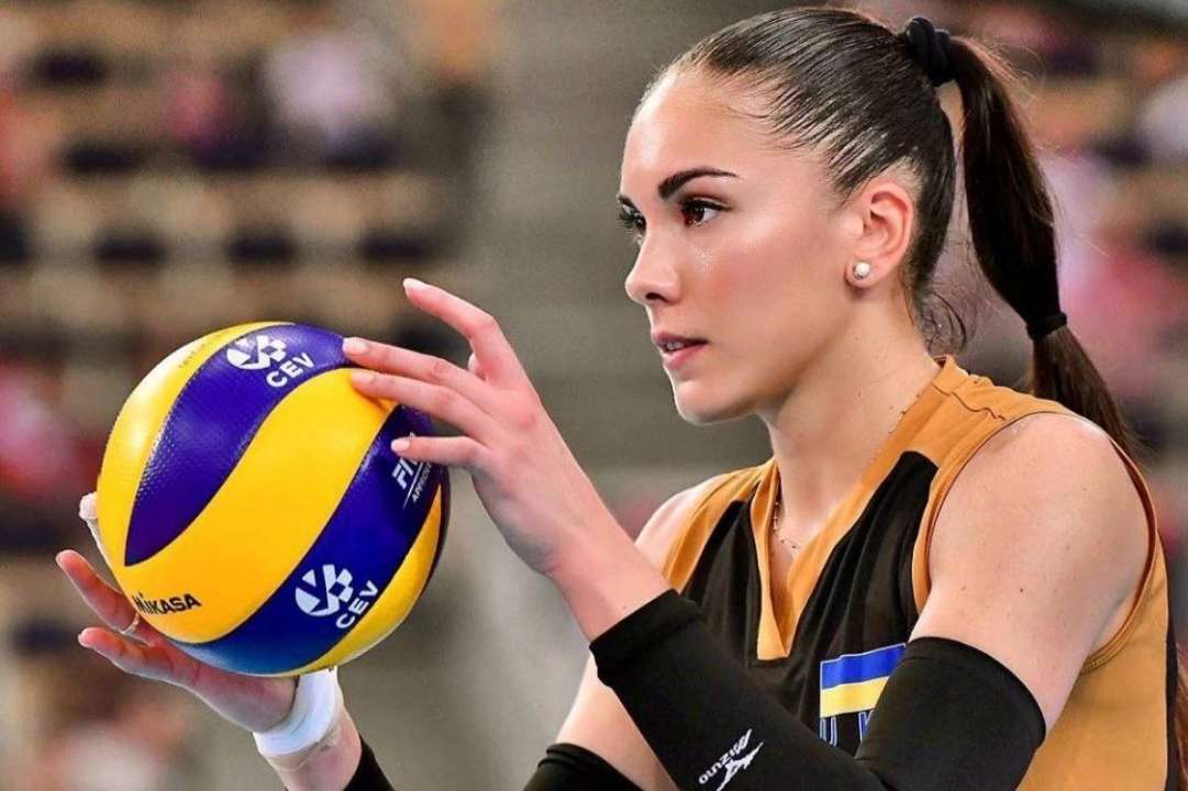 Юлія Герасимова стала амбасадоркою "Пліч-о-пліч" / Фото: Instagram/krosha9 Учасниця трьох чемпіонатів Європи з волейболу стала амбасадоркою "Пліч-о-пліч"