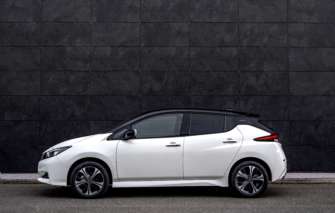 Nissan випустили спеціальну версію електрокара LEAF10 Nissan випустили спеціальну версію електрокара LEAF10