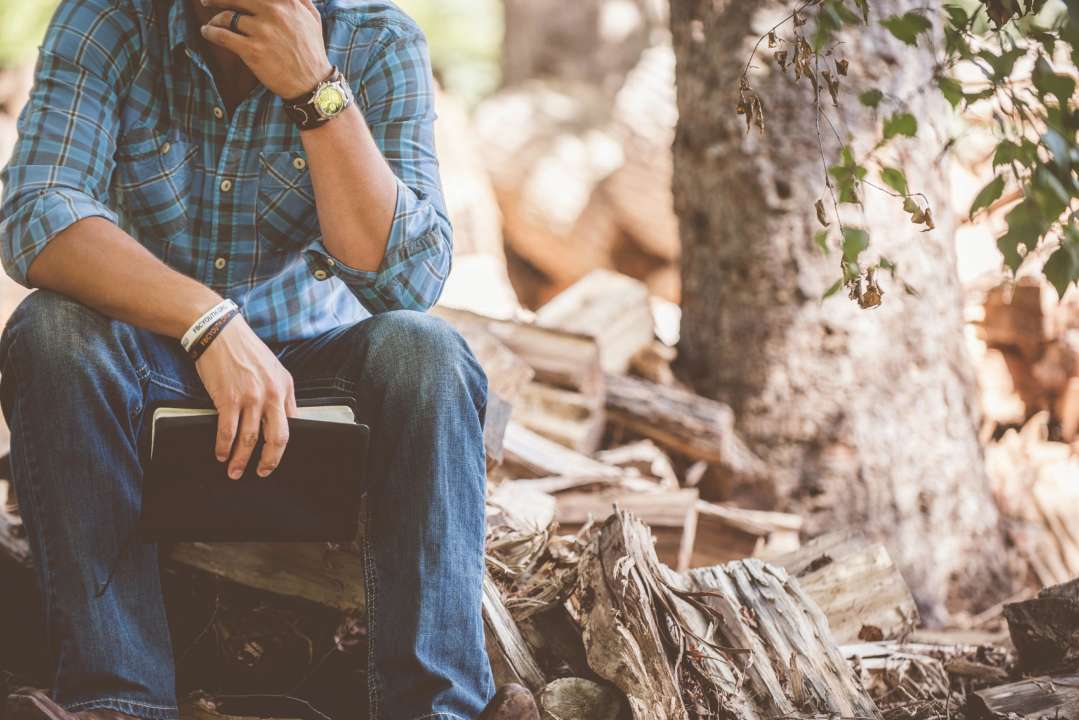 Одеський суд засудив двох злочинців до читання книг