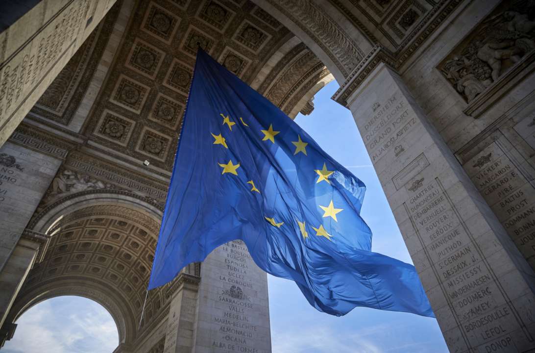 Євросоюз ввів санкції проти Росії/Фото: Getty Images Прапор Європейського Союзу
