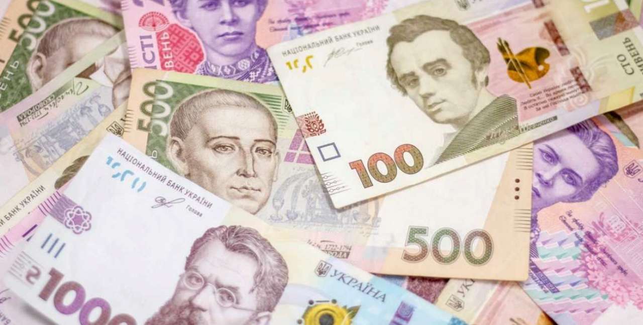 Українцям виплатили 6 500 грн