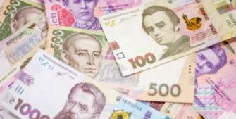 Українці отримали одноразові виплати. Фото: 24 канал Українцям виплатили 6 500 грн