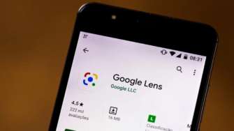 Приложение поможет расшифровать неразборчивый текст доктора / Фото: Techietech Google Lens app