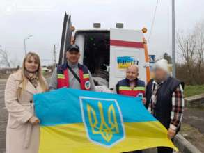 Пятеро украинцев, которые находились на временно оккупированной территории, уже дома/Фото: Дмитрий Лубинец Пятеро украинцев, которые находились на временно оккупированной территории, уже дома/Фото: Дмитрий Лубинец