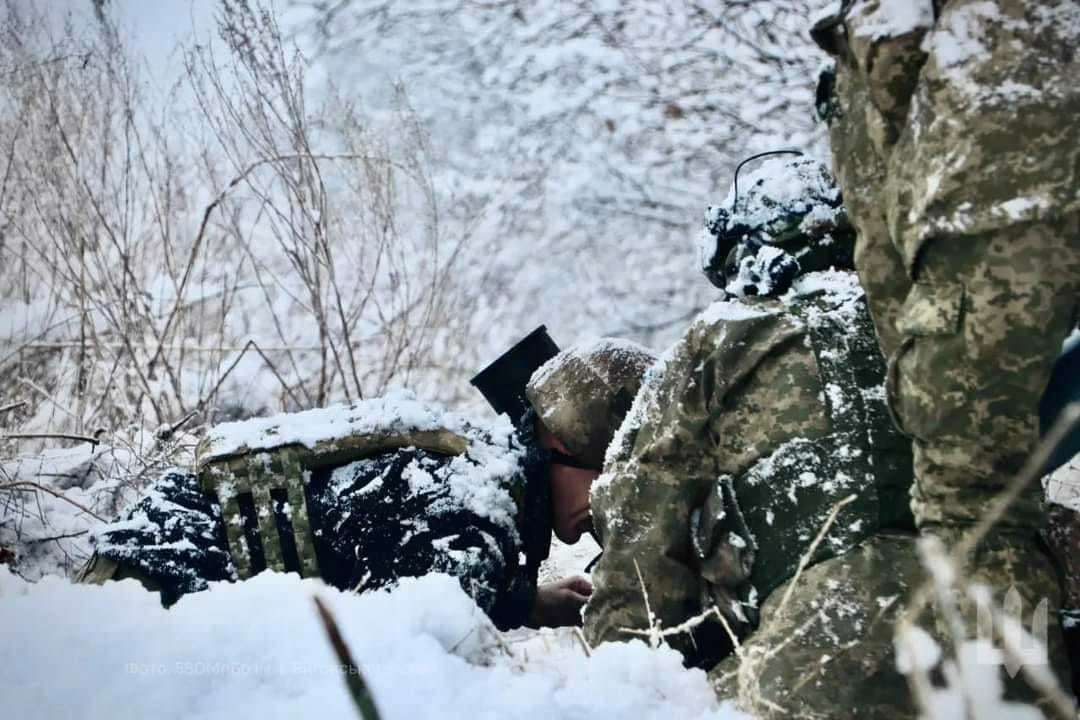 Навала триває, ворог активно застосовує авіацію – Тарнавський