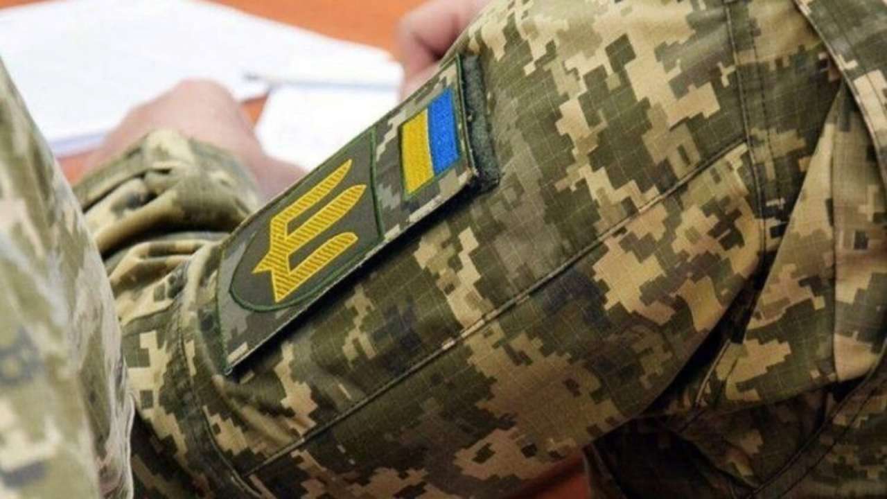 Умеров затвердив Стратегію менеджменту системи військової освіти, Павлюк підписав