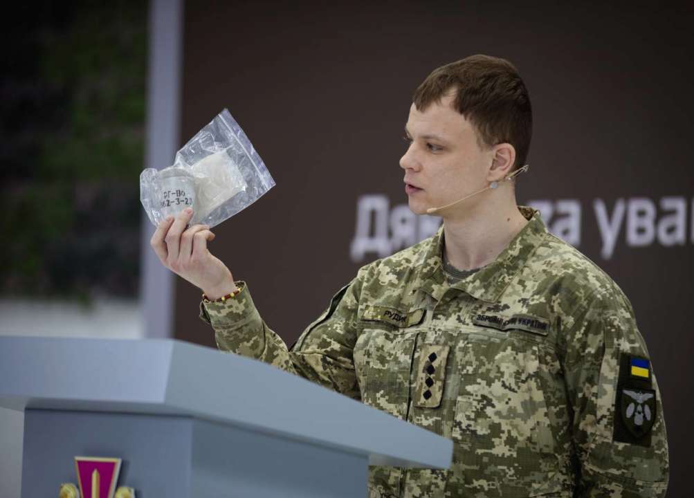 россия стала чаще применять газовые гранаты с запрещенными веществами