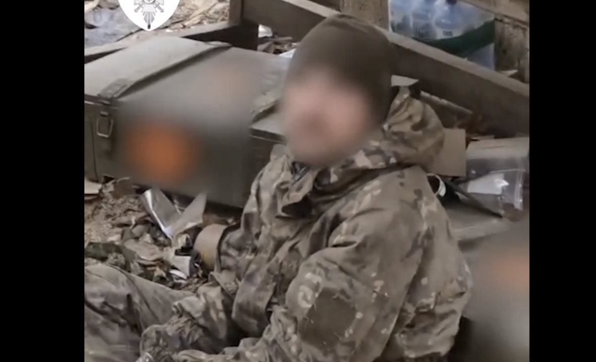 Минометчики Луганского пограничного отряда взяли в плен российского военного/Фото: кадр из видео