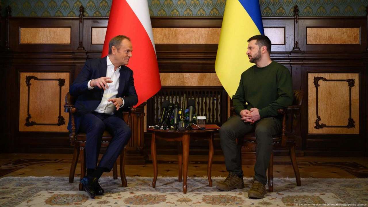 Зеленский прибыл в офис Туска в Варшаве